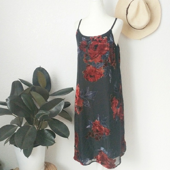 Luxology Dresses & Skirts - Luxology Floral 319 Velvet Midi 90s Slip Dress 4